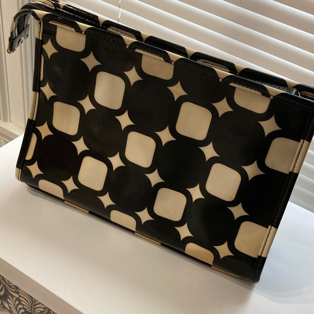Black & Cream Geometric Pattern Clutch vinyl coated